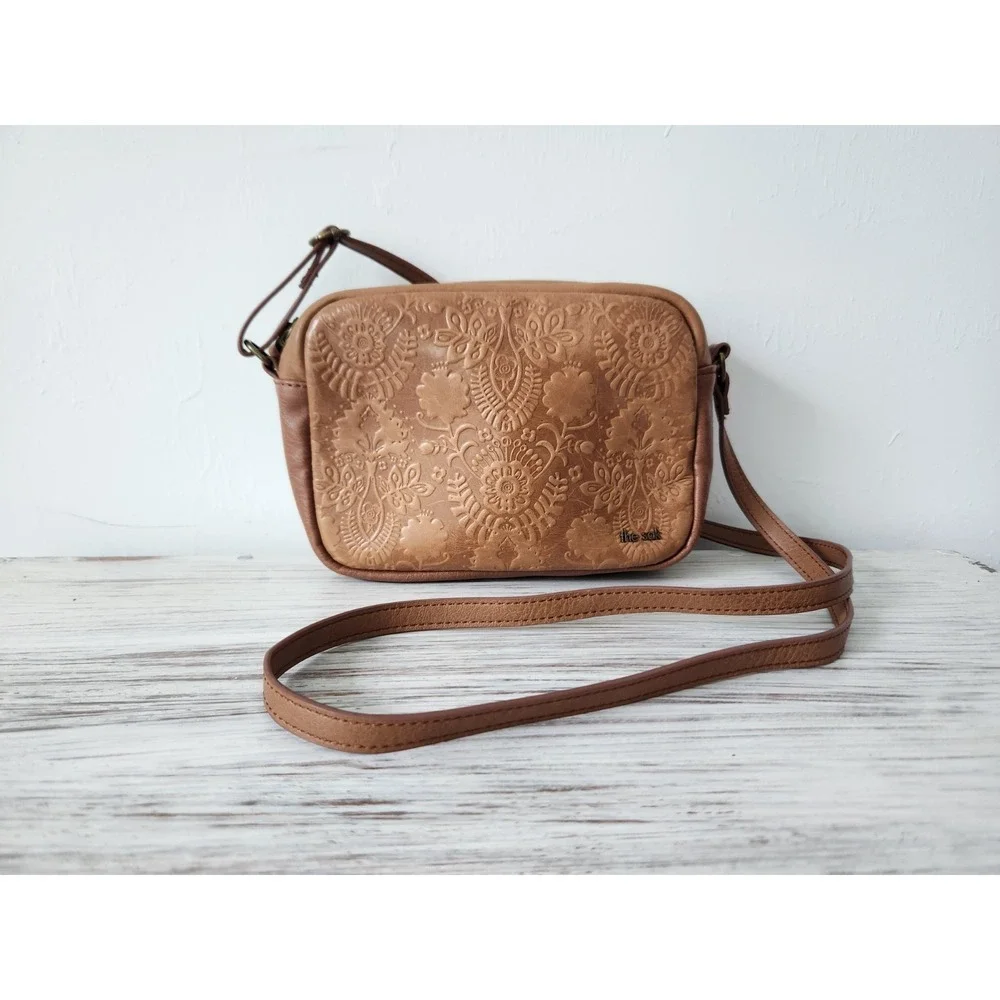 The Sak Leather De Young Crossbody Camera Bag Cognac Brown Embossed Floral  Boho
